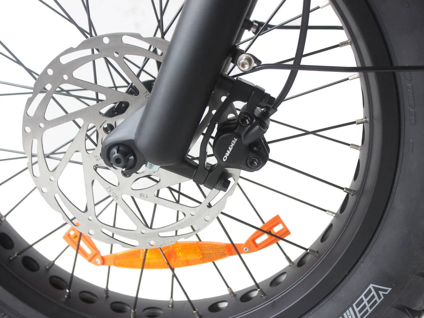 Sun Chaser Halo hydraulic disc brake close-up on 20 x 4 fat tyre wheel