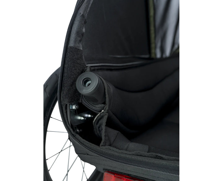 Hamax Pluto M dog trailer 16 inch wheel detail