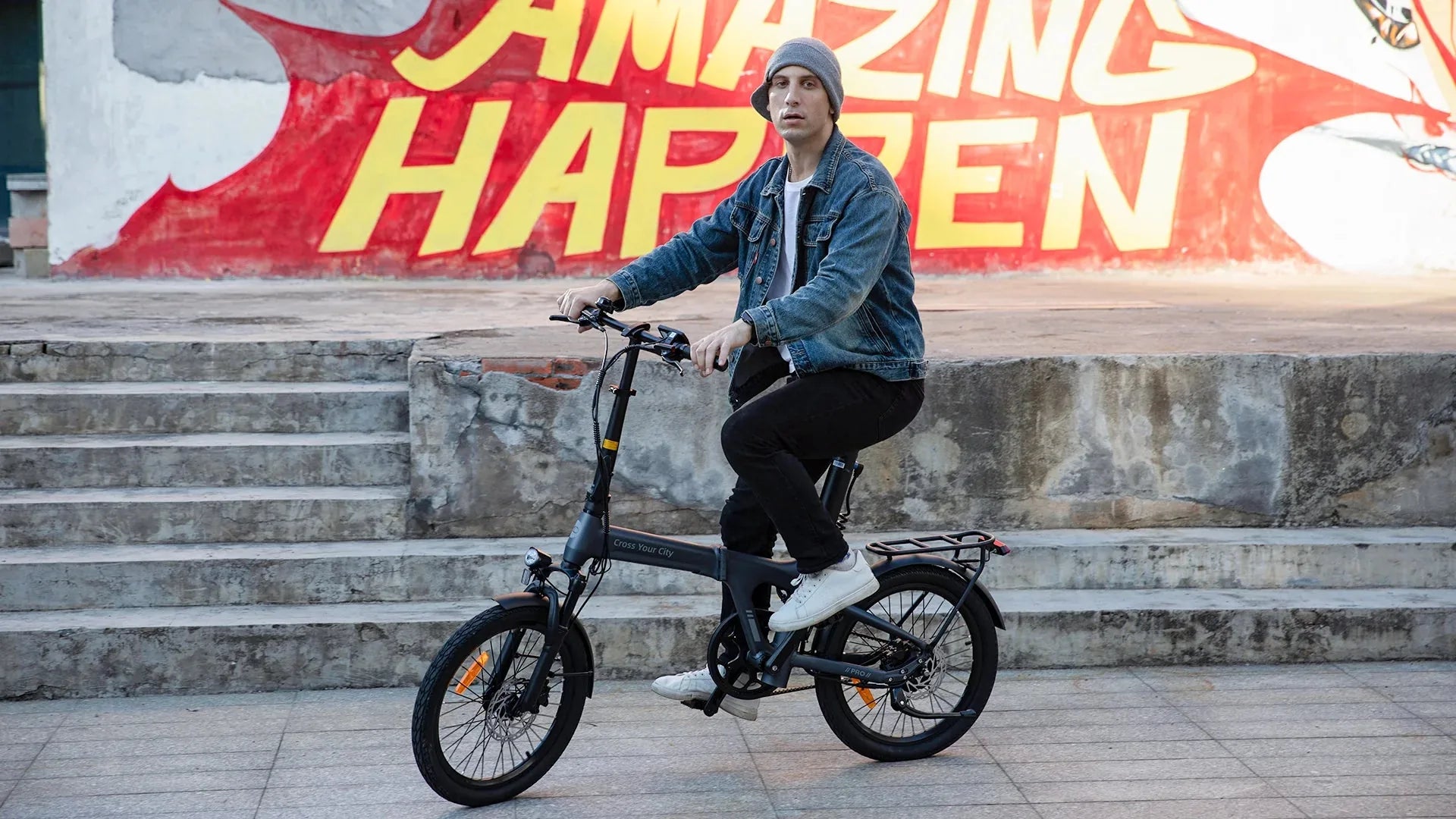 ADO Air 20 Pro folding e-bike on a city riding route
